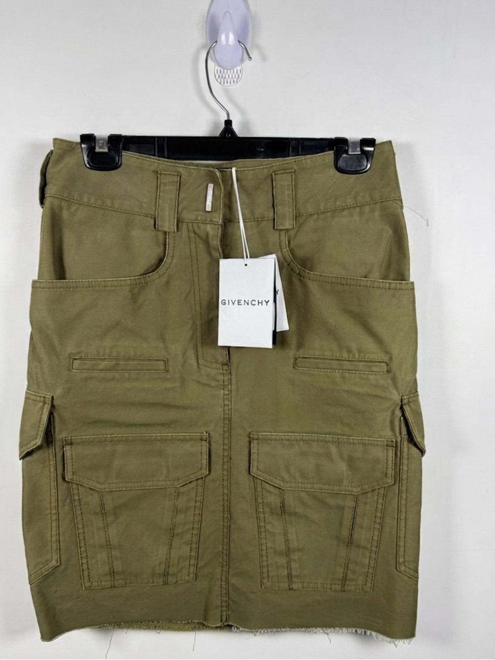 GIVENCHY | MSRP $1,390 BNWT Multi Pocket Cargo Olive Green Skirt SZ 34 / US2 XS